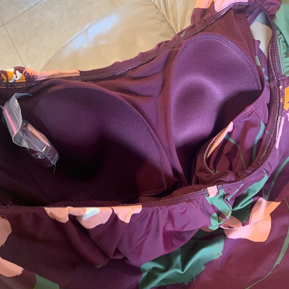 EVRI 1-piece bathing suit 4X Stunning Nikita Seamed Ruffled Primrose NWT w/strap - Picture 9 of 11